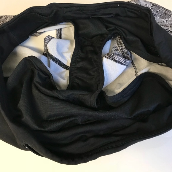 Lululemon Speed Short 4-way stretch Florence - Picture 8 of 8